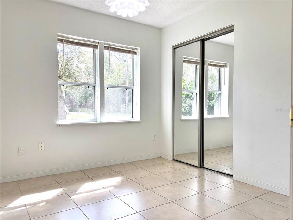 Active With Contract: $295,000 (3 beds, 2 baths, 1465 Square Feet)