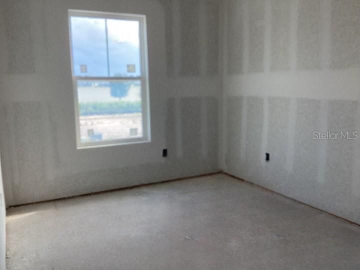 Activo con contrato: $399,990 (3 camas, 2 baños, 1654 Pies cuadrados)