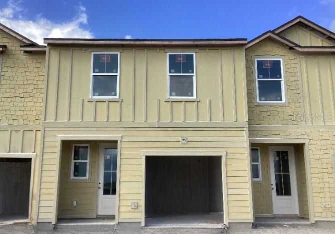 Activo con contrato: $399,990 (3 camas, 2 baños, 1654 Pies cuadrados)