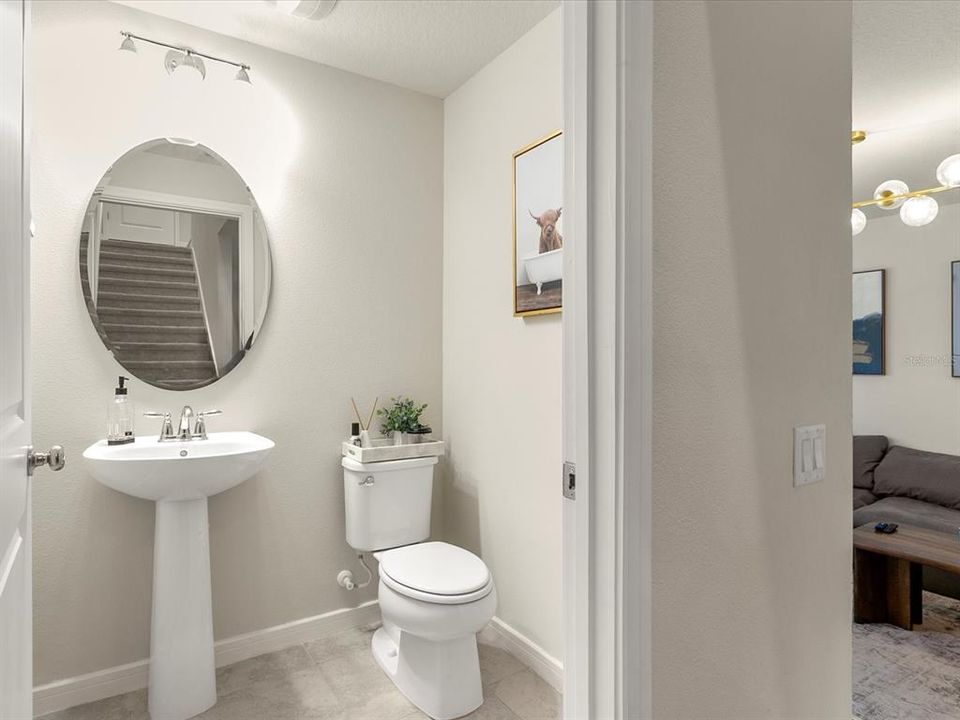 Activo con contrato: $2,250 (3 camas, 2 baños, 1652 Pies cuadrados)