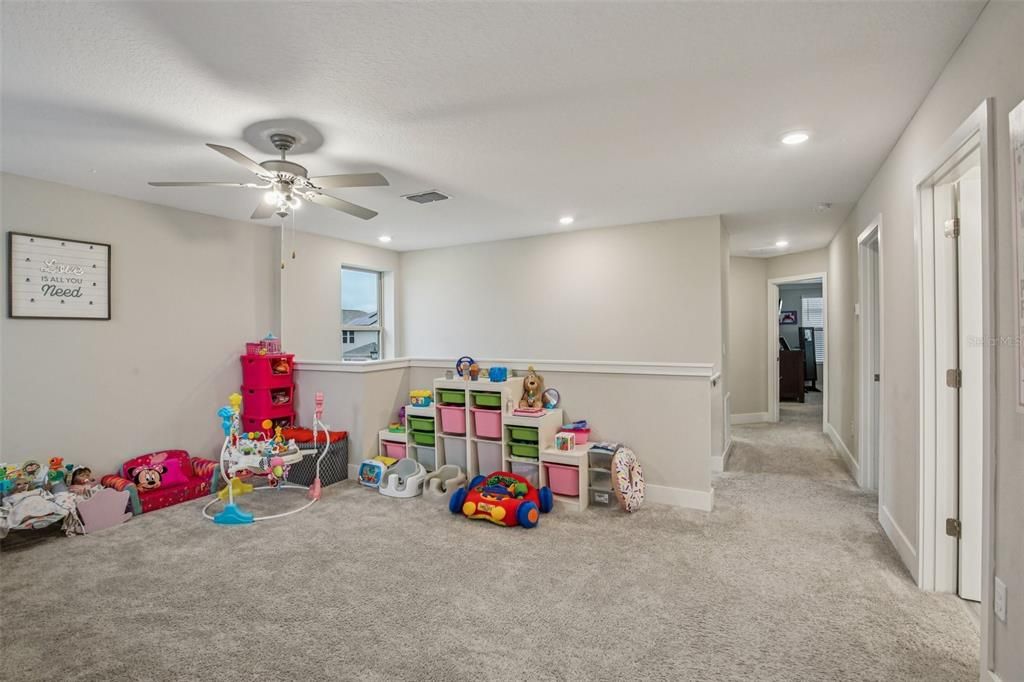 Active With Contract: $550,000 (4 beds, 2 baths, 2775 Square Feet)