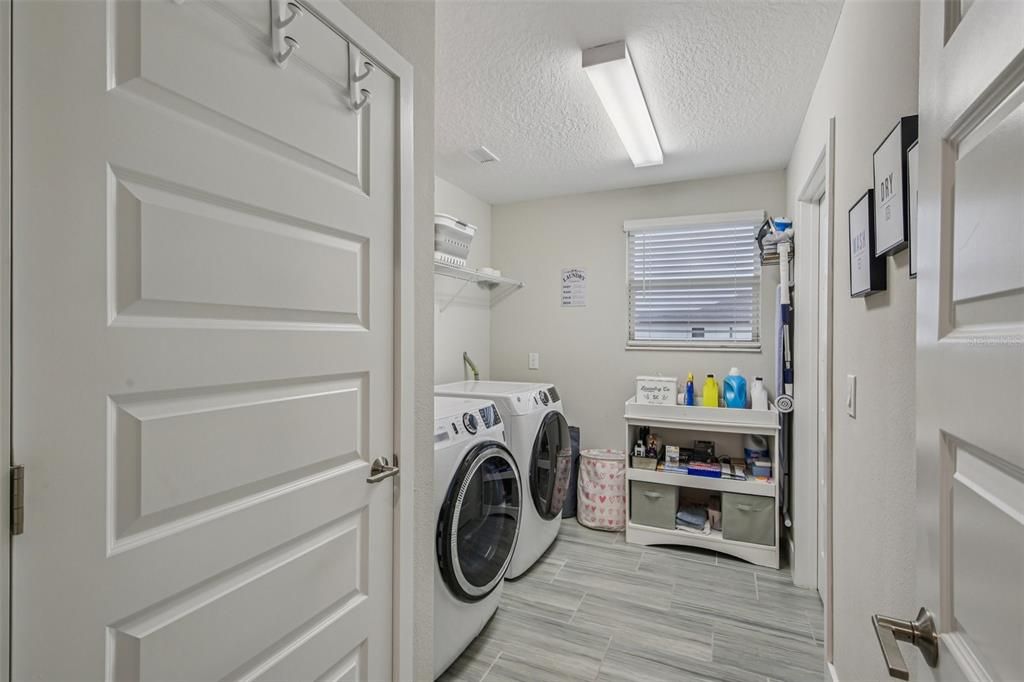 Active With Contract: $550,000 (4 beds, 2 baths, 2775 Square Feet)