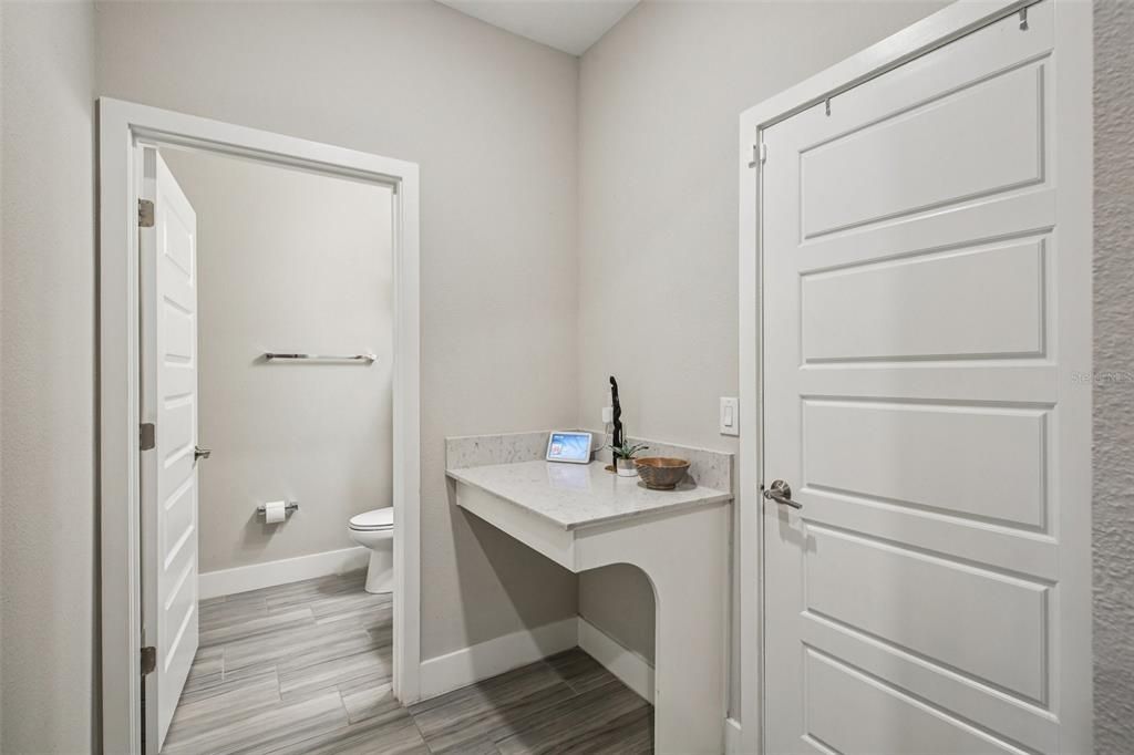 Active With Contract: $550,000 (4 beds, 2 baths, 2775 Square Feet)