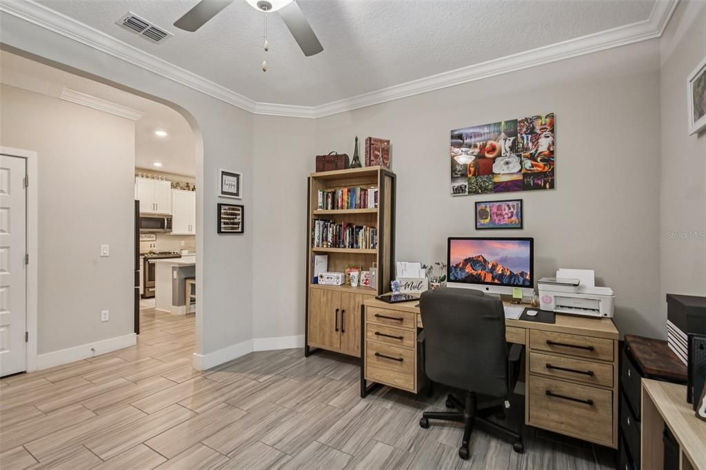 Active With Contract: $550,000 (4 beds, 2 baths, 2775 Square Feet)