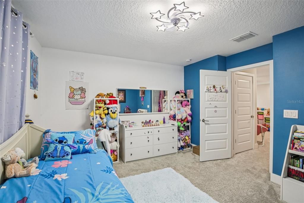 Active With Contract: $550,000 (4 beds, 2 baths, 2775 Square Feet)