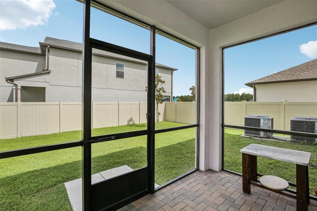 Active With Contract: $550,000 (4 beds, 2 baths, 2775 Square Feet)