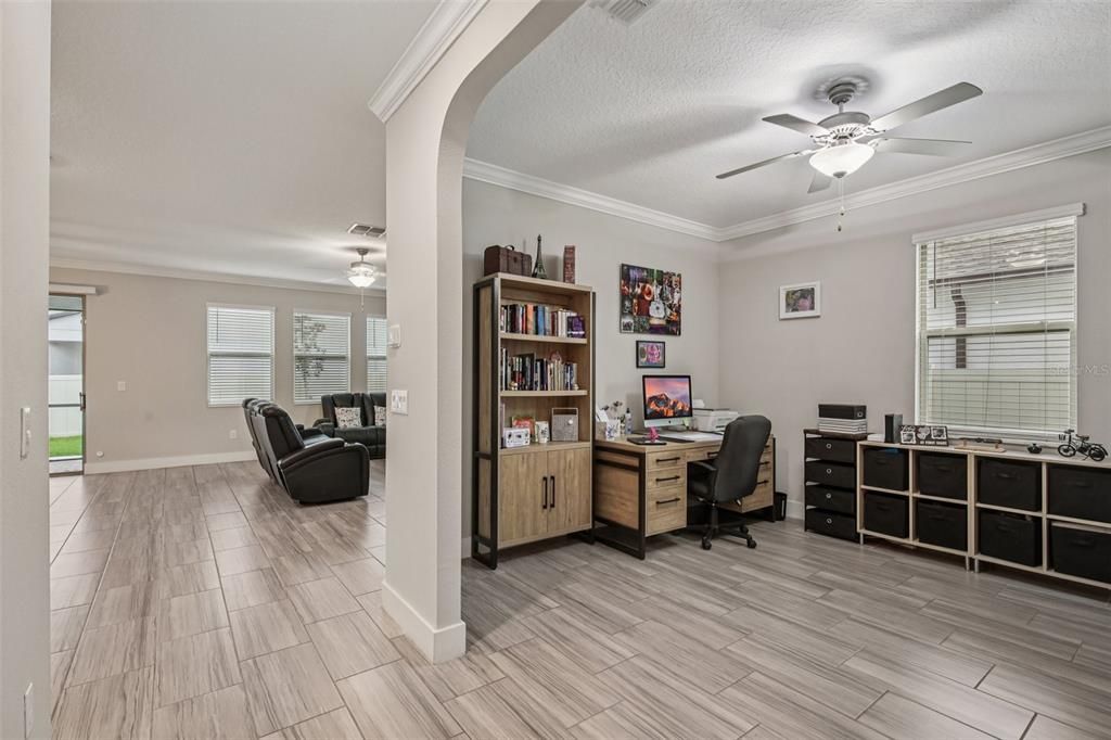 Active With Contract: $550,000 (4 beds, 2 baths, 2775 Square Feet)