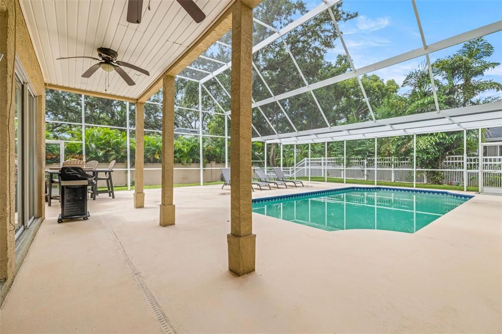 En Venta: $950,000 (4 camas, 3 baños, 3792 Pies cuadrados)