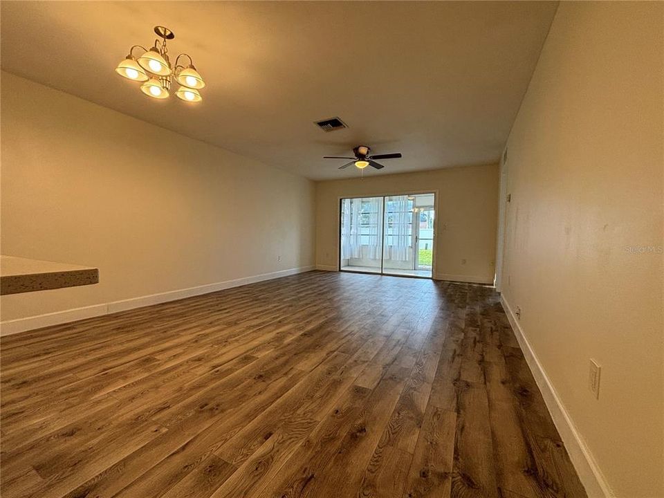 For Rent: $1,750 (2 beds, 2 baths, 1030 Square Feet)
