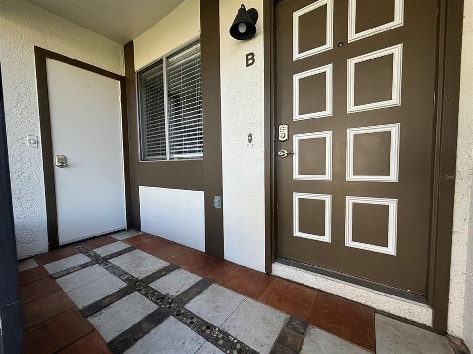 For Rent: $1,750 (2 beds, 2 baths, 1030 Square Feet)