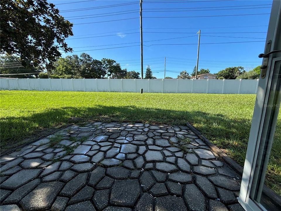 For Rent: $1,750 (2 beds, 2 baths, 1030 Square Feet)