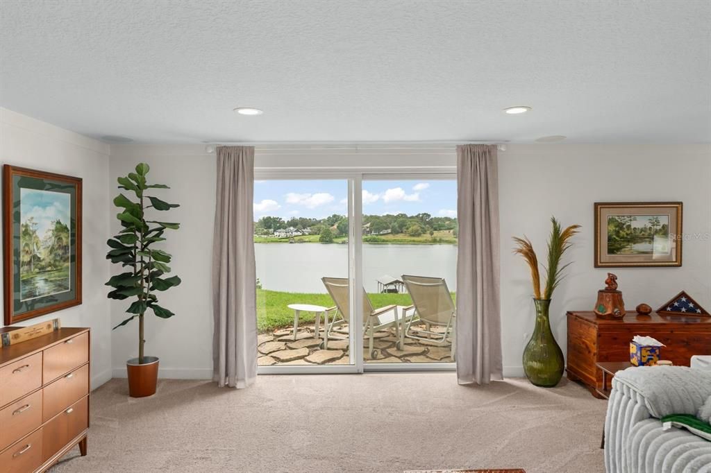 待售: $1,050,000 (4 贝兹, 3 浴室, 4019 平方英尺)