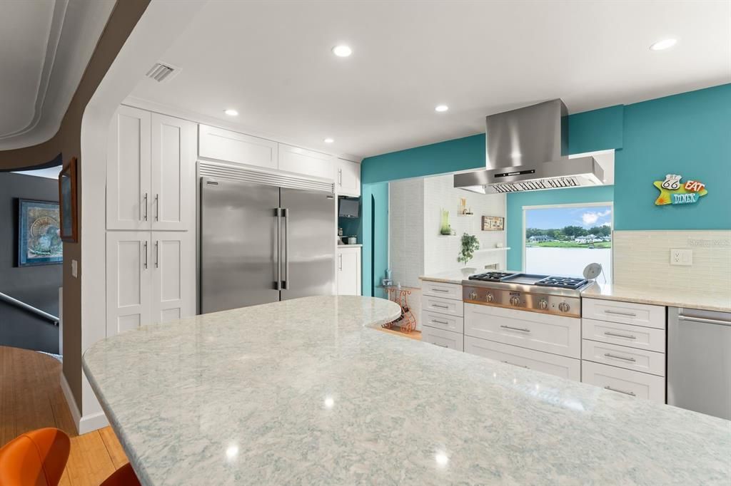 待售: $1,050,000 (4 贝兹, 3 浴室, 4019 平方英尺)