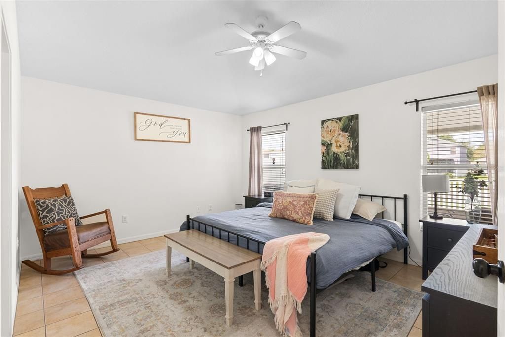 For Sale: $435,000 (4 beds, 2 baths, 1502 Square Feet)