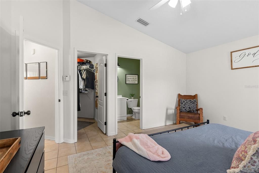 For Sale: $435,000 (4 beds, 2 baths, 1502 Square Feet)