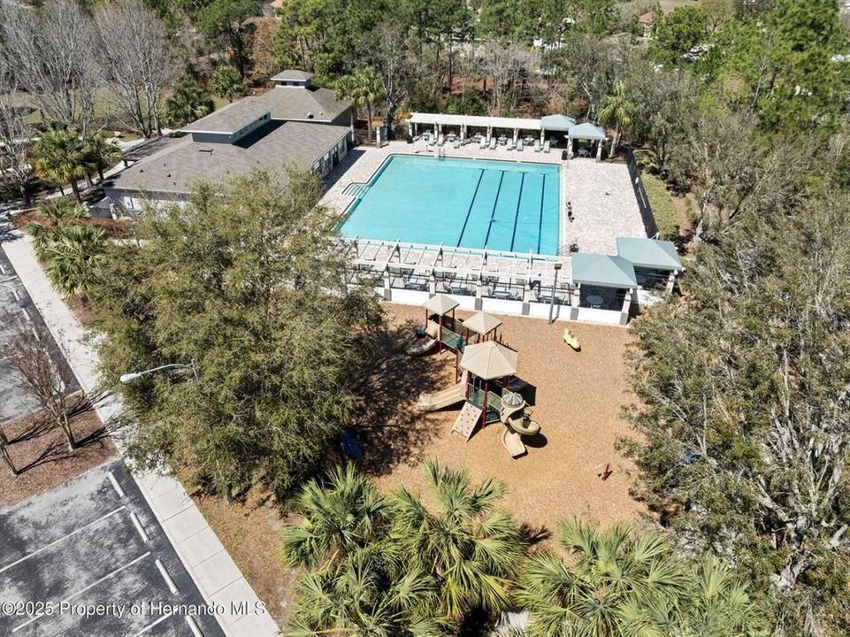 For Sale: $329,900 (4 beds, 2 baths, 1812 Square Feet)