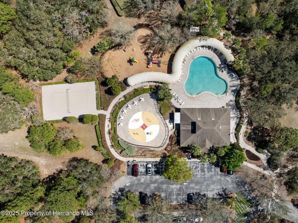 For Sale: $329,900 (4 beds, 2 baths, 1812 Square Feet)