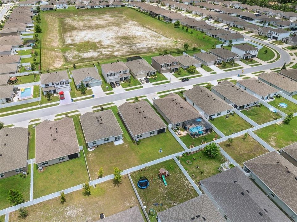 For Sale: $329,900 (4 beds, 2 baths, 1812 Square Feet)