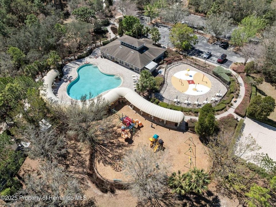 For Sale: $329,900 (4 beds, 2 baths, 1812 Square Feet)