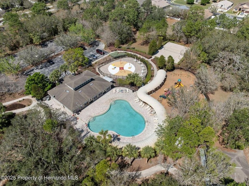 For Sale: $329,900 (4 beds, 2 baths, 1812 Square Feet)