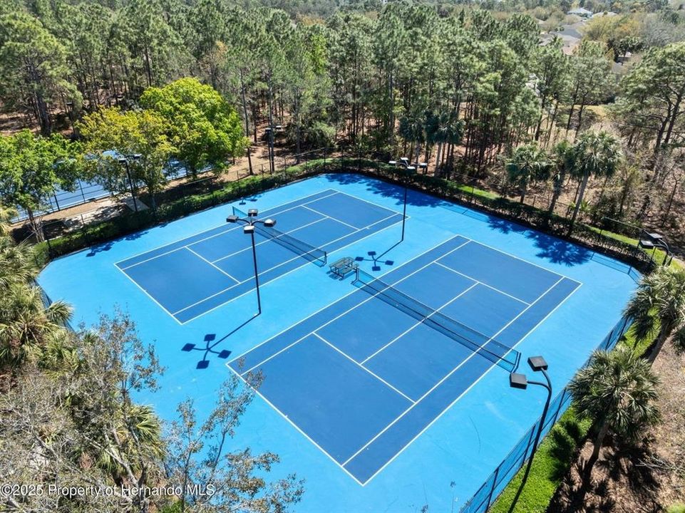 For Sale: $329,900 (4 beds, 2 baths, 1812 Square Feet)