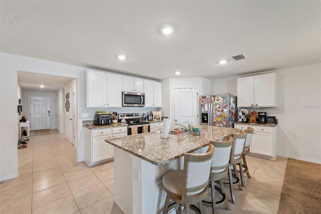 For Sale: $329,900 (4 beds, 2 baths, 1812 Square Feet)