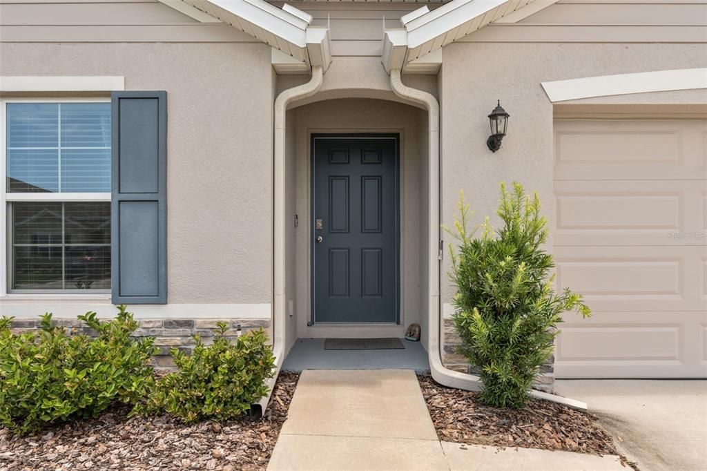 For Sale: $329,900 (4 beds, 2 baths, 1812 Square Feet)