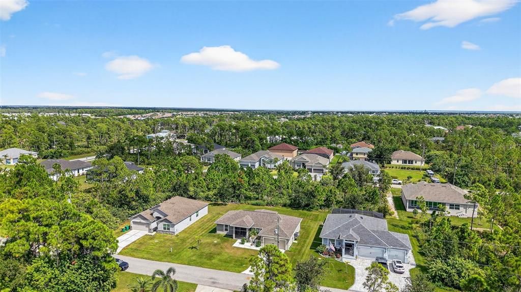 合同活跃: $320,000 (3 贝兹, 2 浴室, 1640 平方英尺)