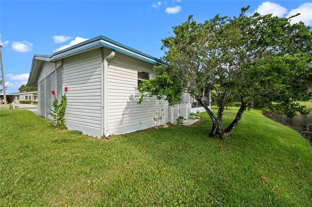 待售: $195,000 (2 贝兹, 2 浴室, 1232 平方英尺)