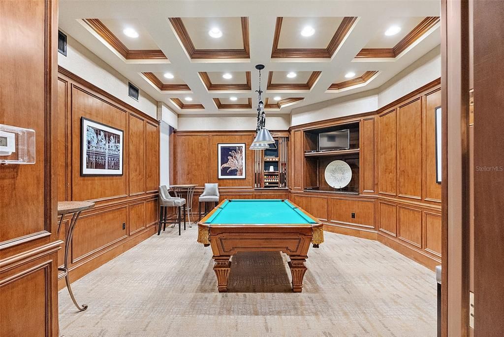 For Sale: $2,795,000 (3 beds, 2 baths, 2500 Square Feet)