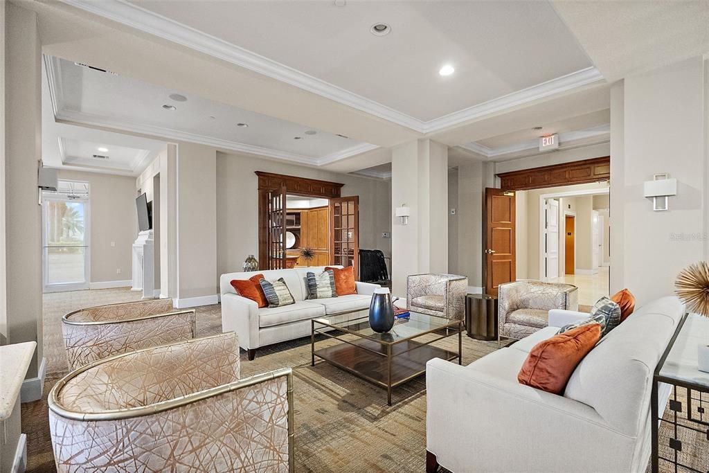 For Sale: $2,795,000 (3 beds, 2 baths, 2500 Square Feet)