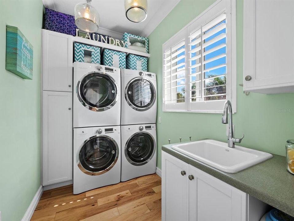 For Sale: $11,900,000 (5 beds, 5 baths, 5175 Square Feet)