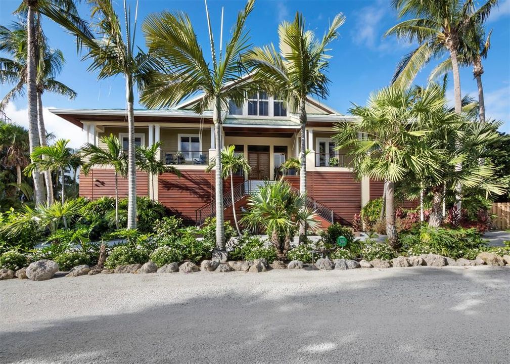 For Sale: $11,900,000 (5 beds, 5 baths, 5175 Square Feet)