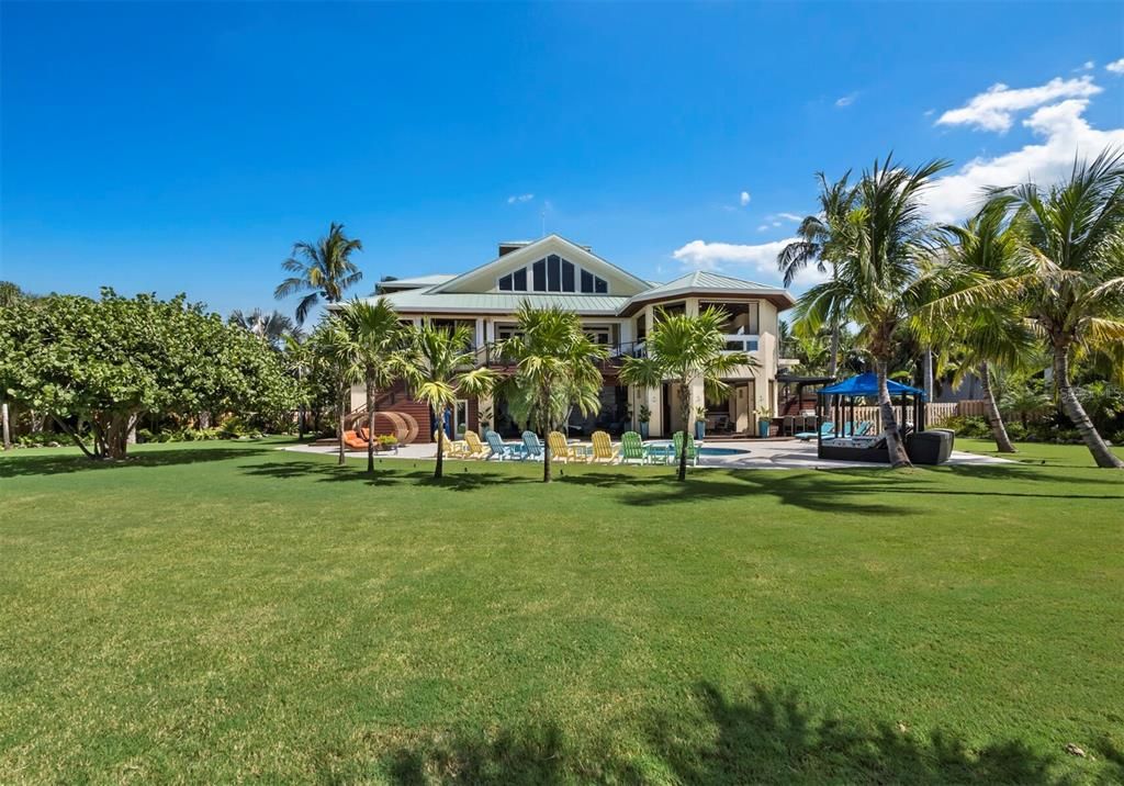 For Sale: $11,900,000 (5 beds, 5 baths, 5175 Square Feet)