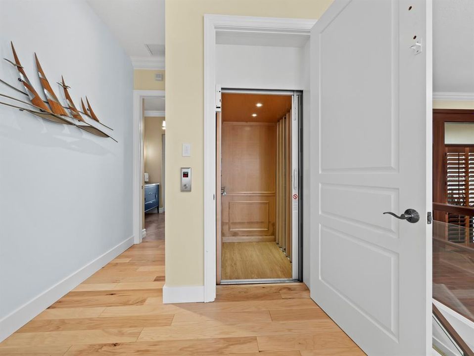 For Sale: $11,900,000 (5 beds, 5 baths, 5175 Square Feet)