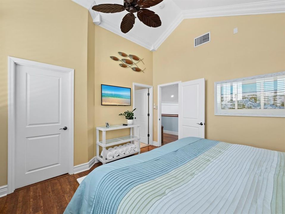 For Sale: $11,900,000 (5 beds, 5 baths, 5175 Square Feet)