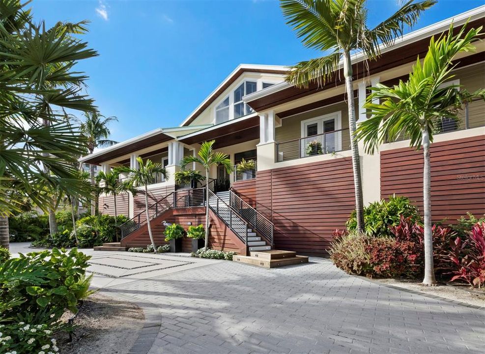 For Sale: $11,900,000 (5 beds, 5 baths, 5175 Square Feet)