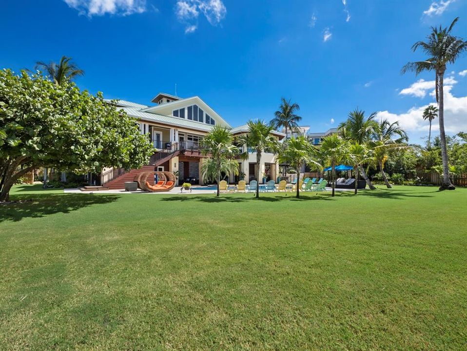 For Sale: $11,900,000 (5 beds, 5 baths, 5175 Square Feet)