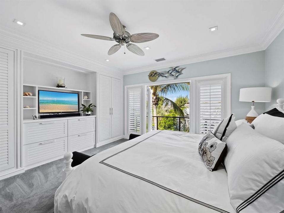 For Sale: $11,900,000 (5 beds, 5 baths, 5175 Square Feet)