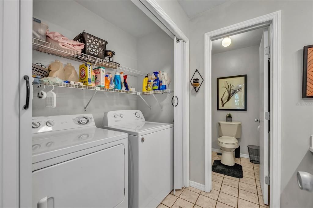 For Sale: $274,000 (2 beds, 2 baths, 1362 Square Feet)