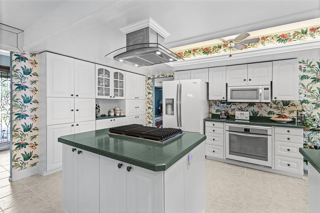 待售: $826,000 (4 贝兹, 2 浴室, 2930 平方英尺)