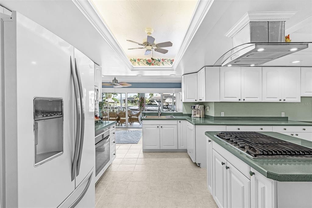 待售: $826,000 (4 贝兹, 2 浴室, 2930 平方英尺)