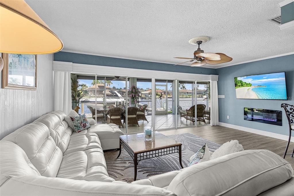 待售: $826,000 (4 贝兹, 2 浴室, 2930 平方英尺)