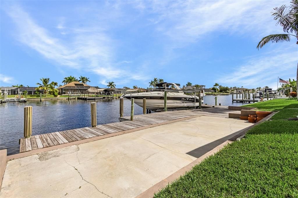 待售: $826,000 (4 贝兹, 2 浴室, 2930 平方英尺)