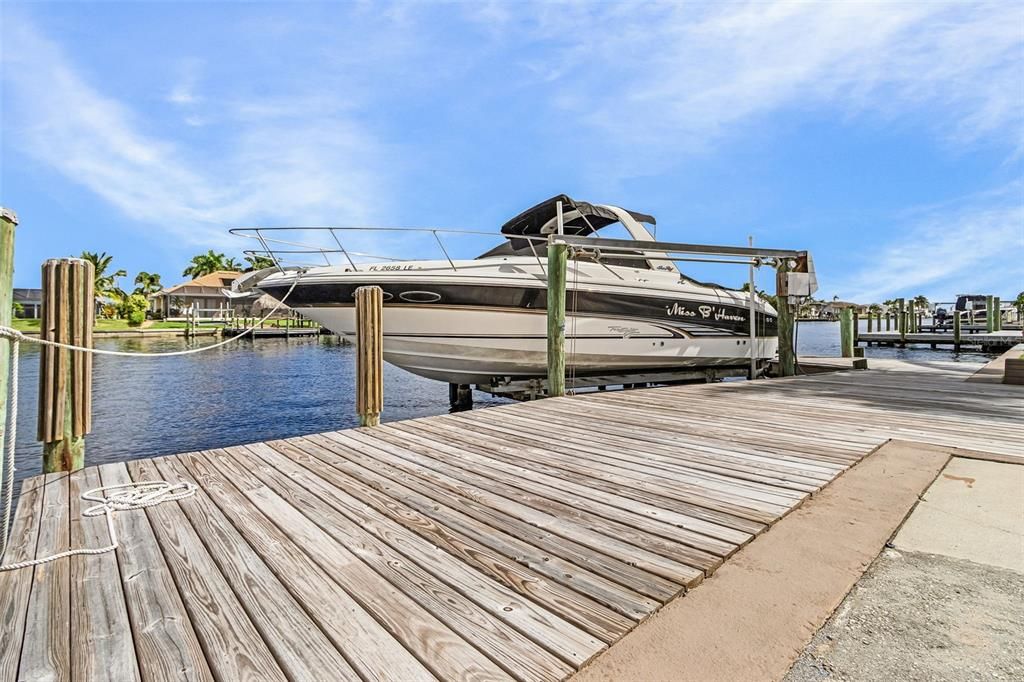 待售: $826,000 (4 贝兹, 2 浴室, 2930 平方英尺)