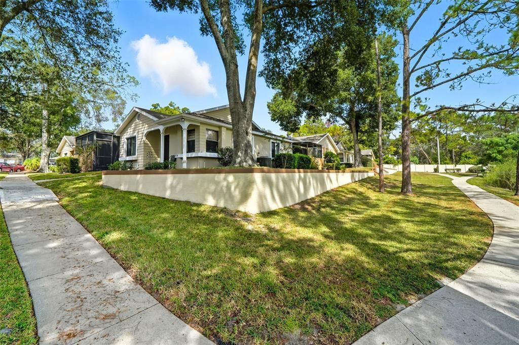 待售: $179,000 (2 贝兹, 2 浴室, 1124 平方英尺)