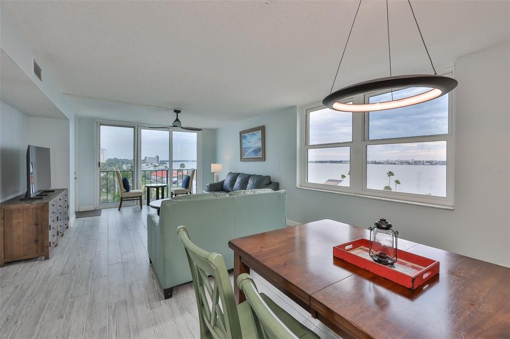 For Rent: $4,100 (2 beds, 2 baths, 1392 Square Feet)