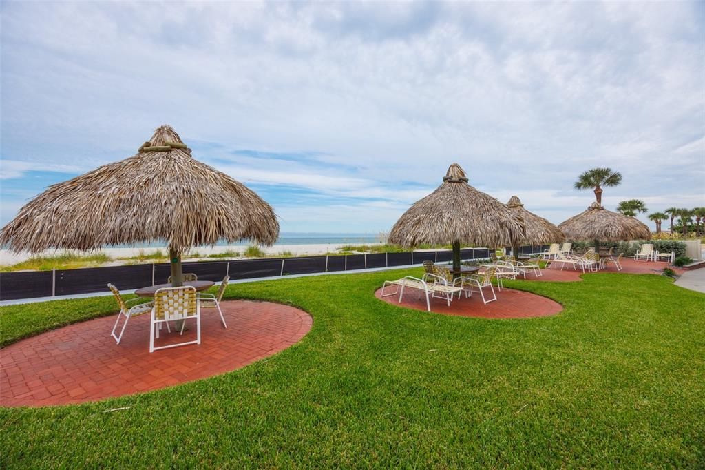 For Rent: $4,100 (2 beds, 2 baths, 1392 Square Feet)