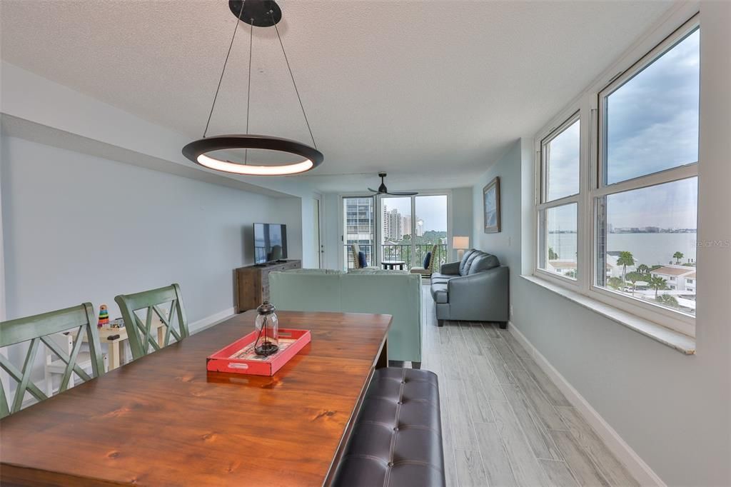 For Rent: $4,100 (2 beds, 2 baths, 1392 Square Feet)