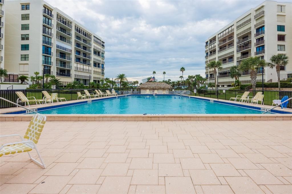 For Rent: $4,100 (2 beds, 2 baths, 1392 Square Feet)